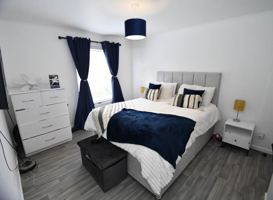 9 Colinvale, Poleglass, Belfast, BT17 0JN