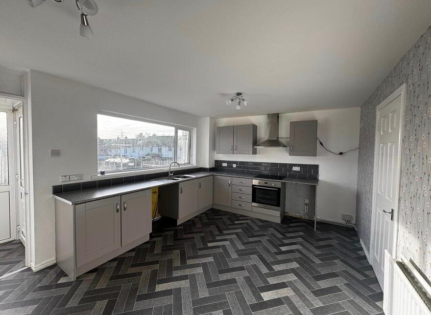 34 Kingsbury Gardens, Coleraine, BT52 2JE