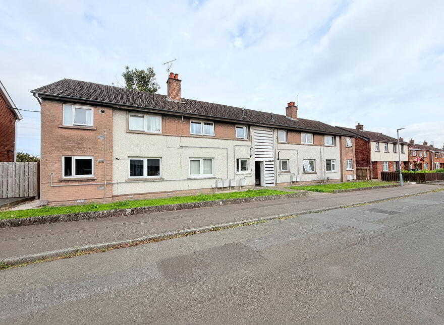 21 Longfield Gardens, Greenisland, Carrickfergus, BT38 8TR