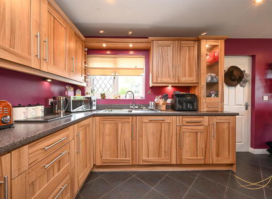 130 Ballyeaston Road, Ballyclare, BT39 9SG