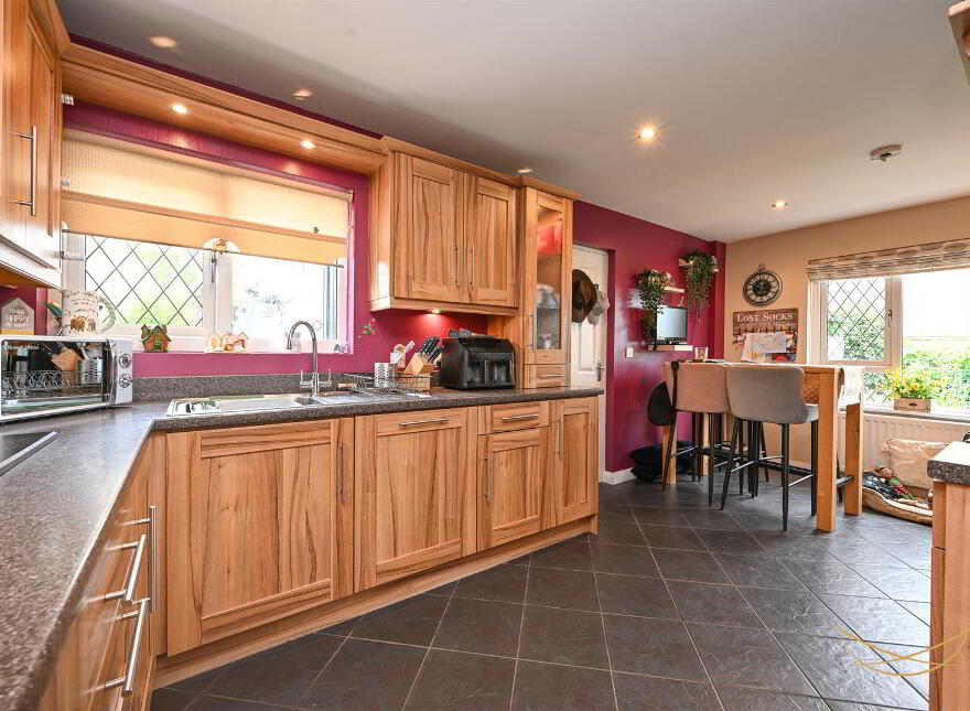 130 Ballyeaston Road, Ballyclare, BT39 9SG