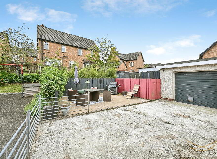 130 Ballyeaston Road, Ballyclare, BT39 9SG