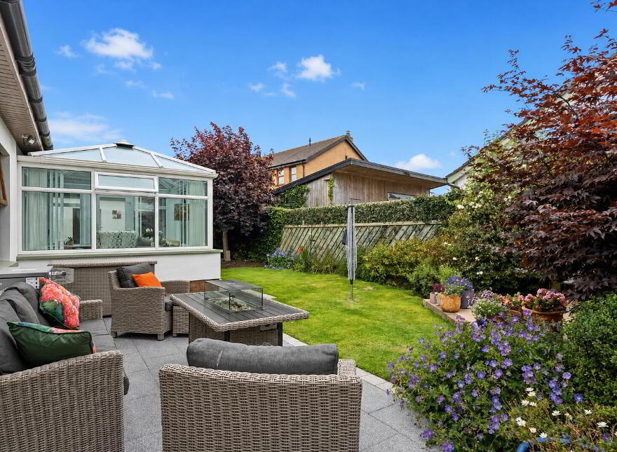 5 Old Forge Drive, Newtownards, BT23 8GP