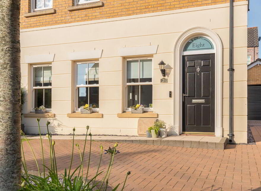 8 Rossdowan Meadows, Bangor, BT19 7DR