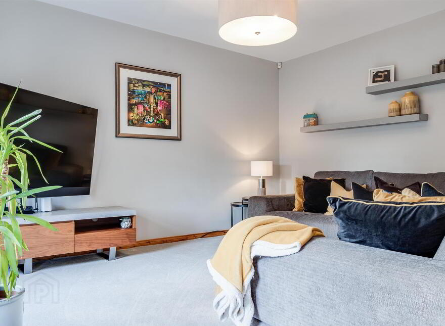 8 Rossdowan Meadows, Bangor, BT19 7DR
