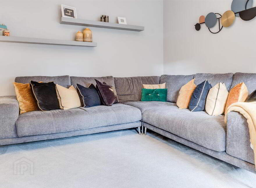 8 Rossdowan Meadows, Bangor, BT19 7DR