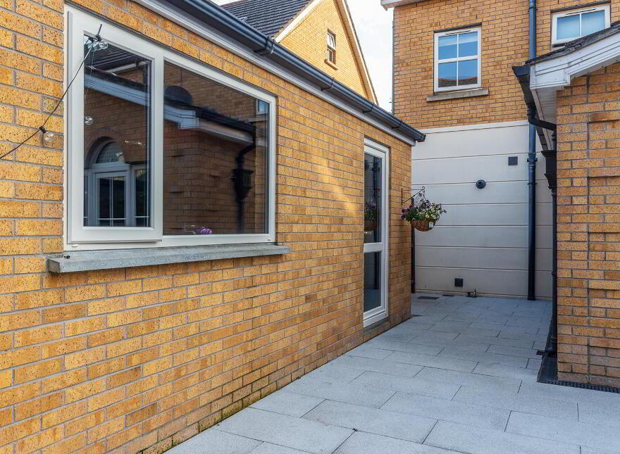 8 Rossdowan Meadows, Bangor, BT19 7DR
