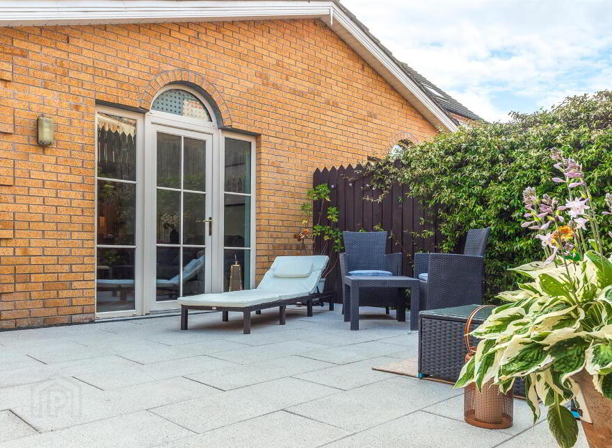 8 Rossdowan Meadows, Bangor, BT19 7DR