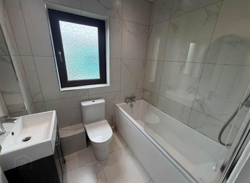 5F Stranmillis Court, Stranmillis, Belfast, BT9 5EU