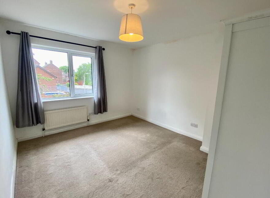 45 Breda Road, Belfast, BT8 7BW