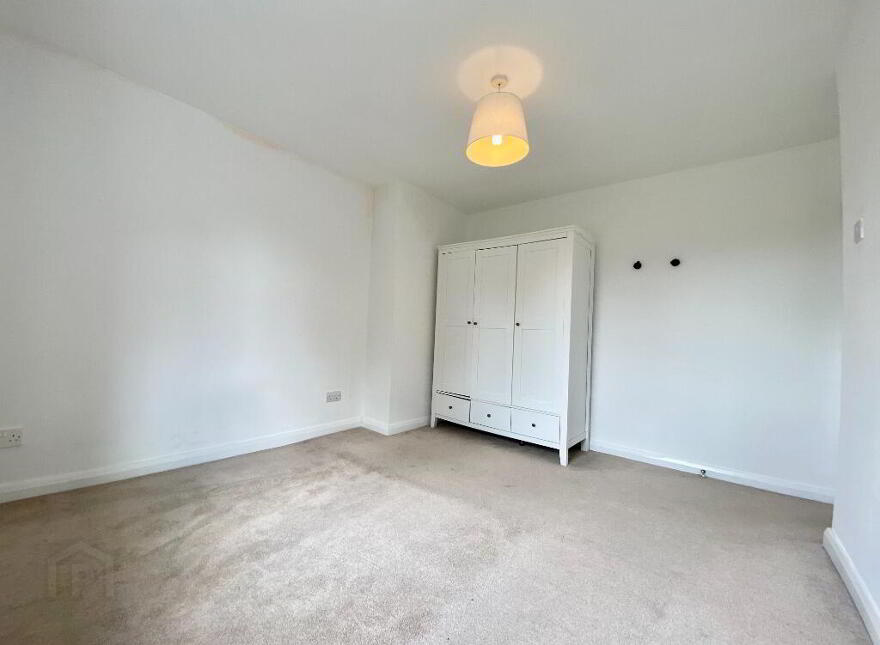 45 Breda Road, Belfast, BT8 7BW