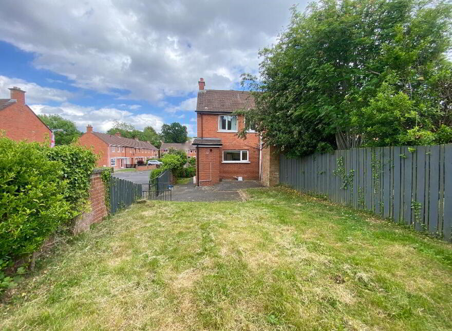 45 Breda Road, Belfast, BT8 7BW