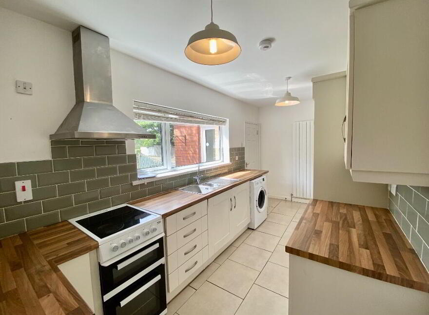 45 Breda Road, Belfast, BT8 7BW