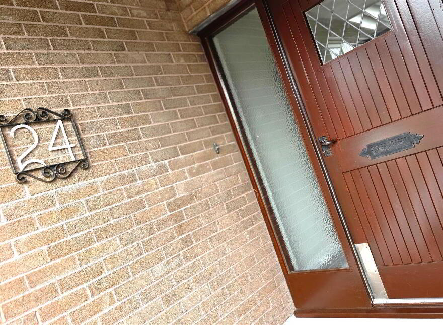 24 Glenkeen, Randalstown, BT41 3JX
