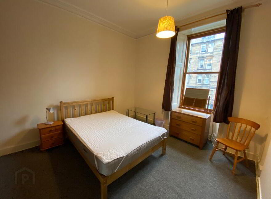 42 Montgomery Street, Edinburgh, EH7 5JY