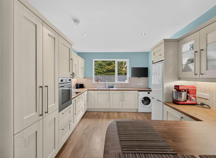 3 Marnabrae, Lisburn, BT27 4LD