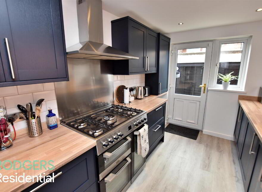 77 Grace Avenue, Belfast, BT5 5JJ