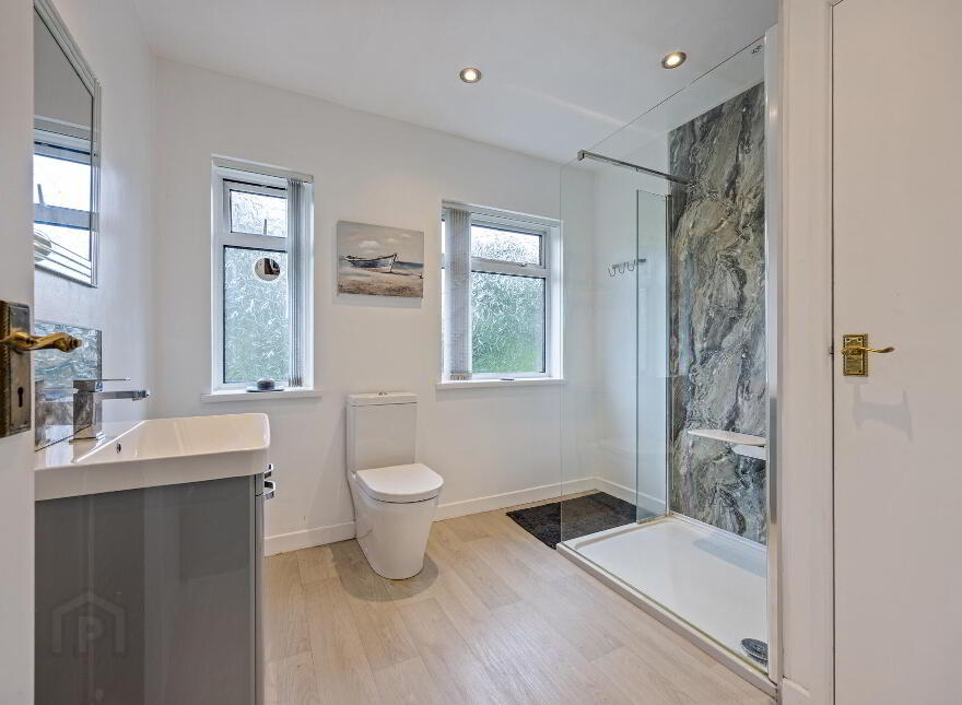 160 Sicily Park, Upper Lisburn Road, Belfast, BT10 0AQ