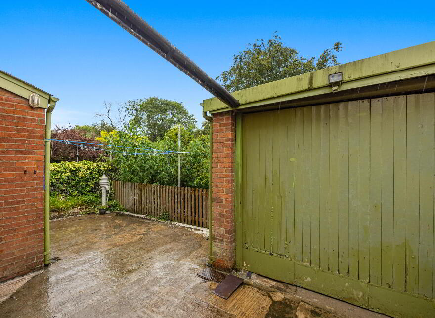 160 Sicily Park, Upper Lisburn Road, Belfast, BT10 0AQ