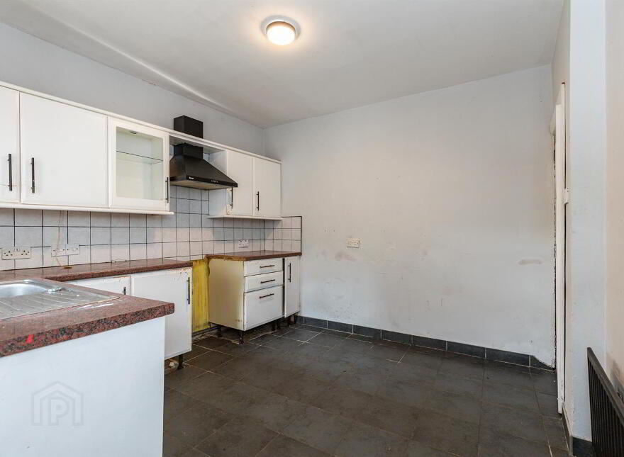 227 Connsbrook Avenue, Belfast, BT4 1JZ
