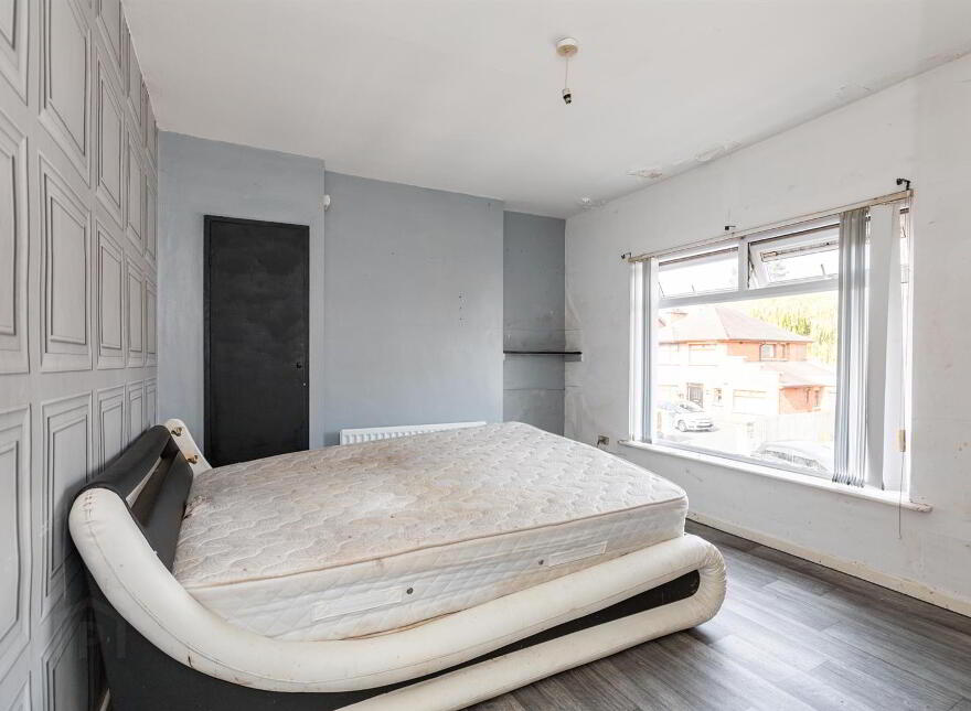 227 Connsbrook Avenue, Belfast, BT4 1JZ