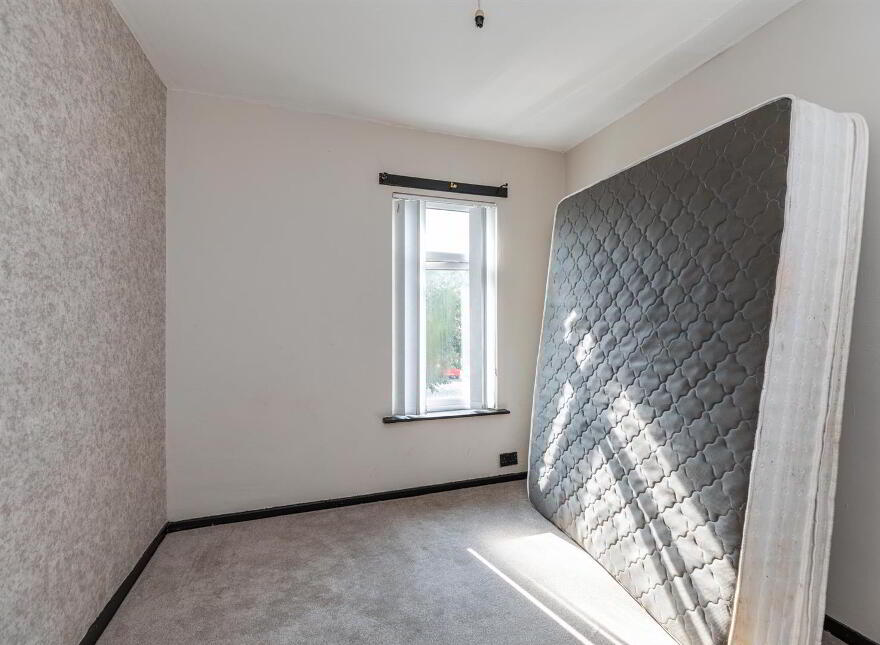 227 Connsbrook Avenue, Belfast, BT4 1JZ