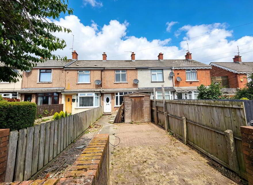 40 Eskdale Gardens, Belfast, BT14 7NQ