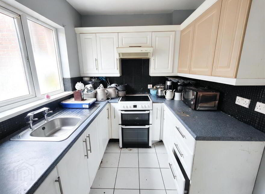 40 Eskdale Gardens, Belfast, BT14 7NQ