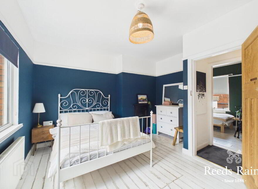 5 Lichfield Avenue, Belfast, BT5 5JQ