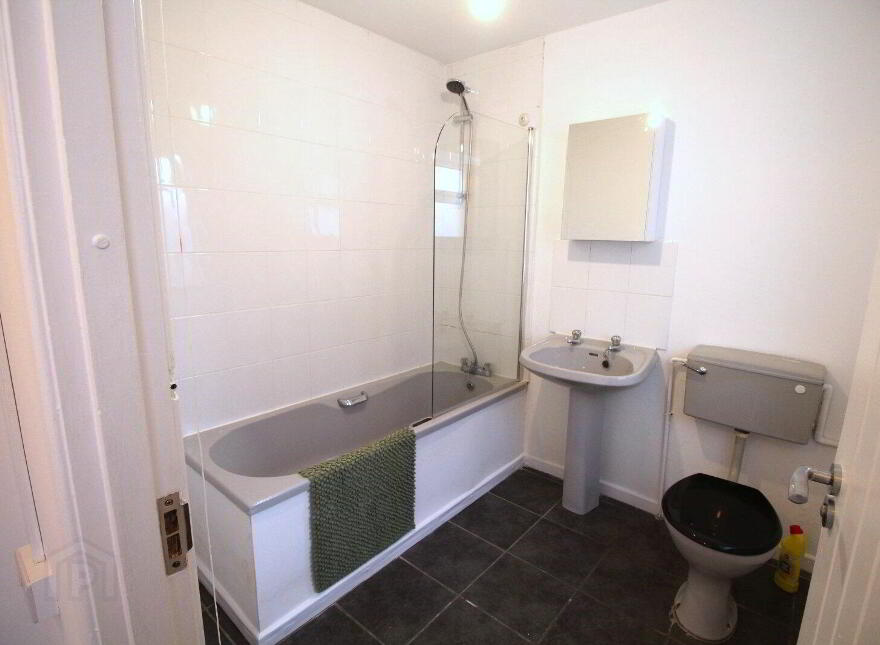 11 Devon Drive, Belfast, BT4 1LF