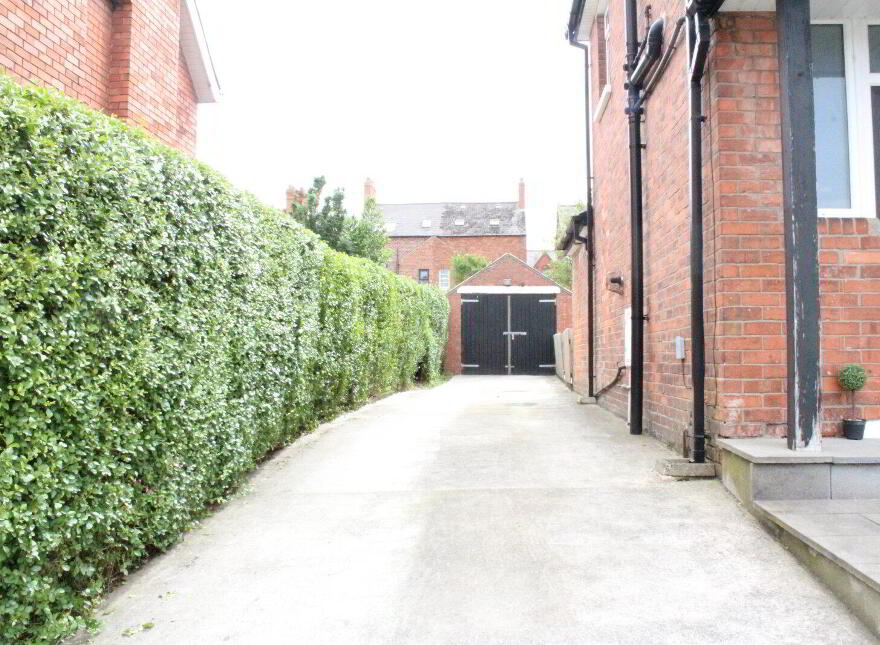 37 Irwin Crescent, Belfast, BT4 3AQ