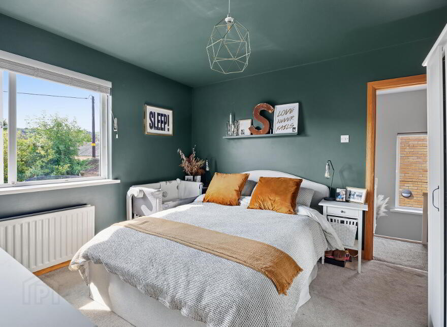 36 Lead Hill Park, Belfast, BT6 9RW