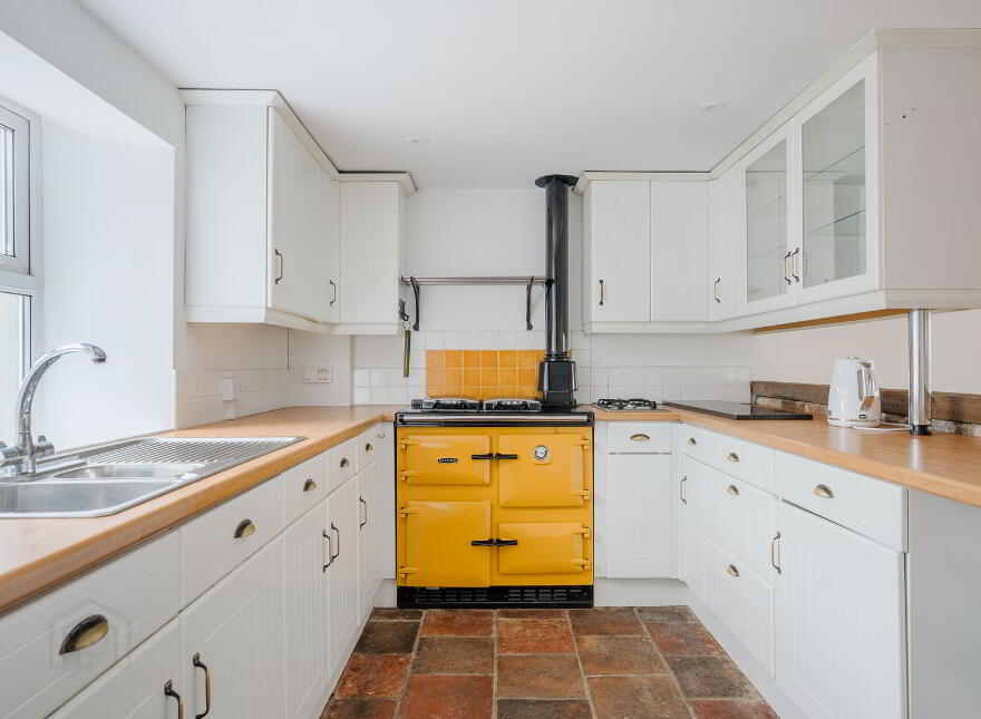 Lichen Cottage, 17 The Hill, Groomsport, BT19 6JS