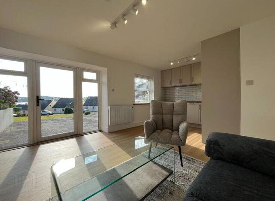 28 The Moorings, Colla Road, Schull, P81P228