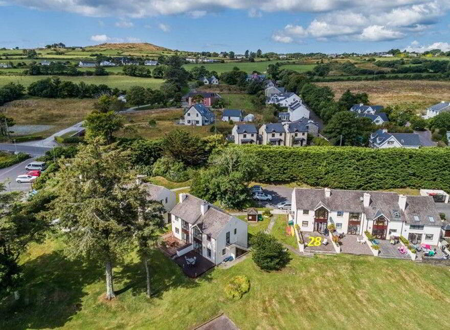 28 The Moorings, Colla Road, Schull, P81P228