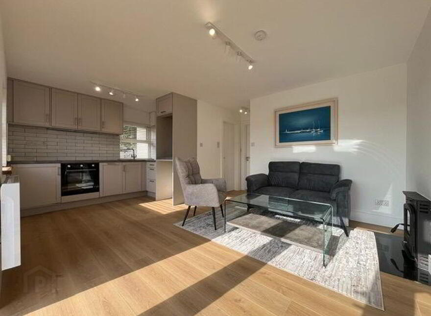 28 The Moorings, Colla Road, Schull, P81P228
