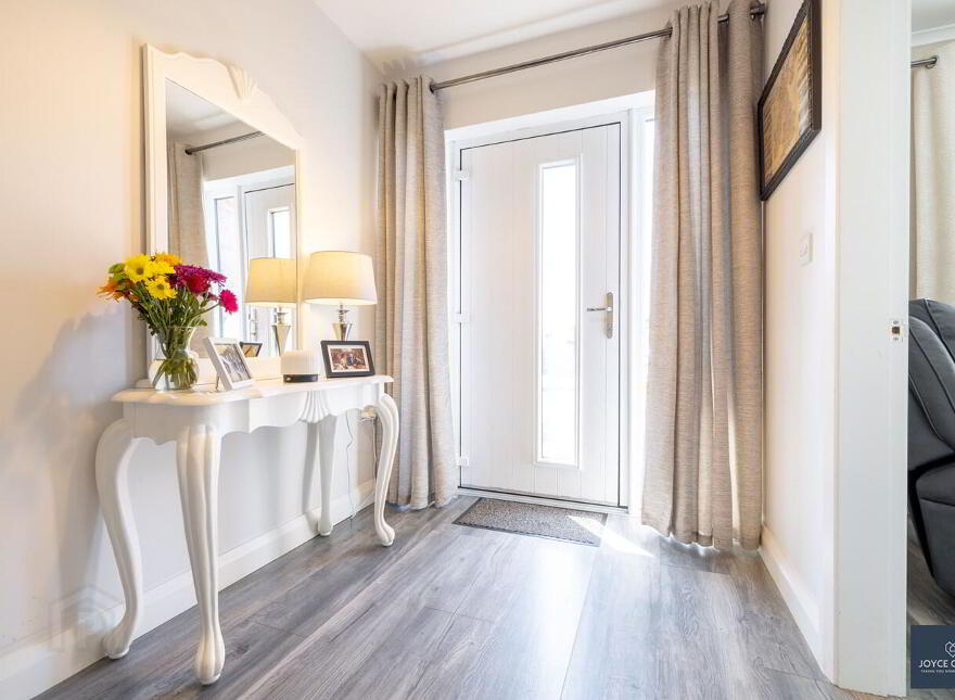 31 Lilburn Hall, Lurgan, BT66 7TL