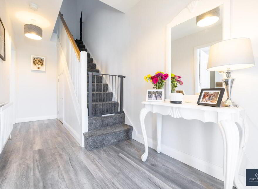 31 Lilburn Hall, Lurgan, BT66 7TL