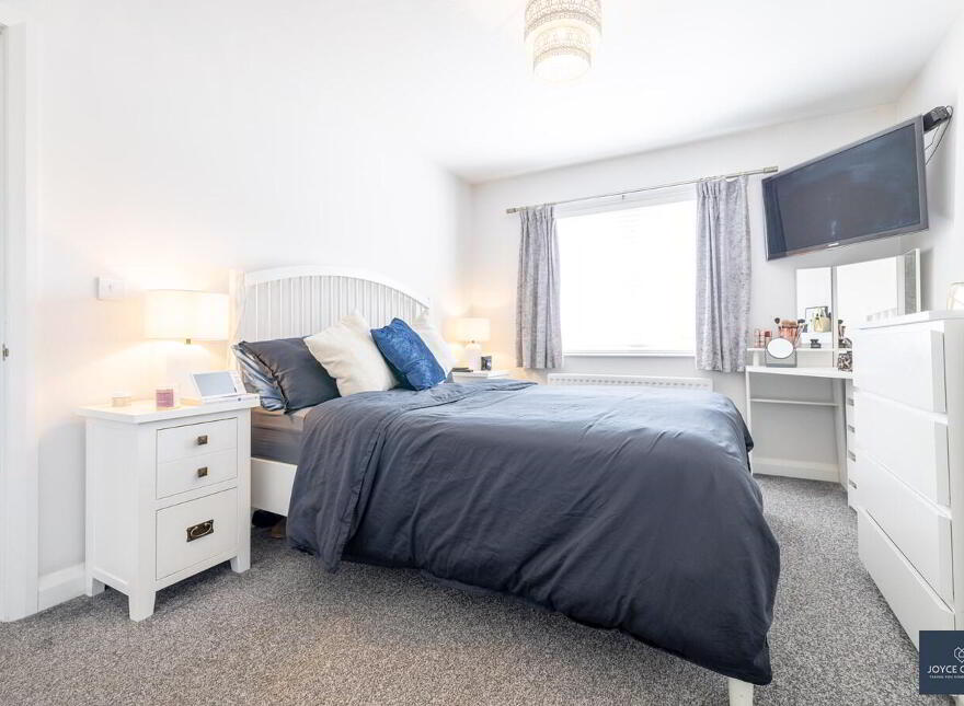 31 Lilburn Hall, Lurgan, BT66 7TL