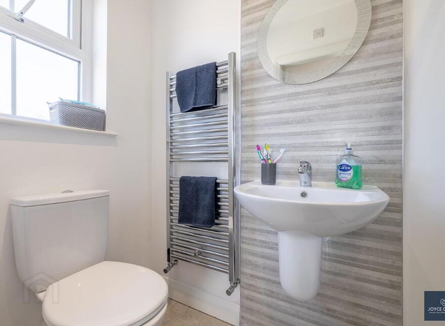 31 Lilburn Hall, Lurgan, BT66 7TL