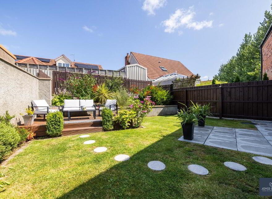 31 Lilburn Hall, Lurgan, BT66 7TL