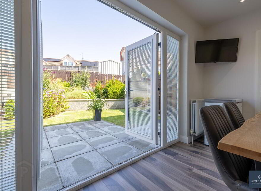 31 Lilburn Hall, Lurgan, BT66 7TL