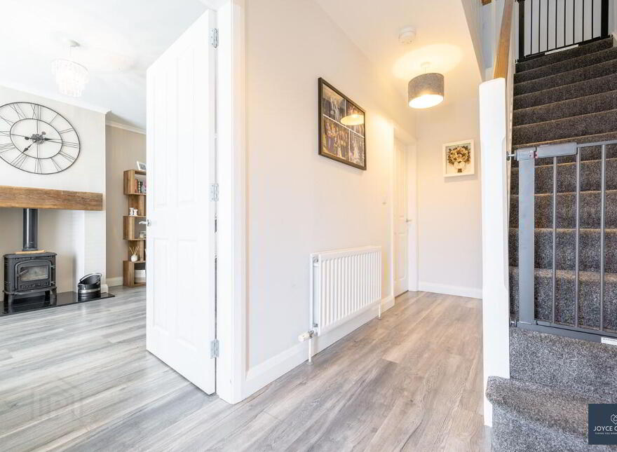 31 Lilburn Hall, Lurgan, BT66 7TL