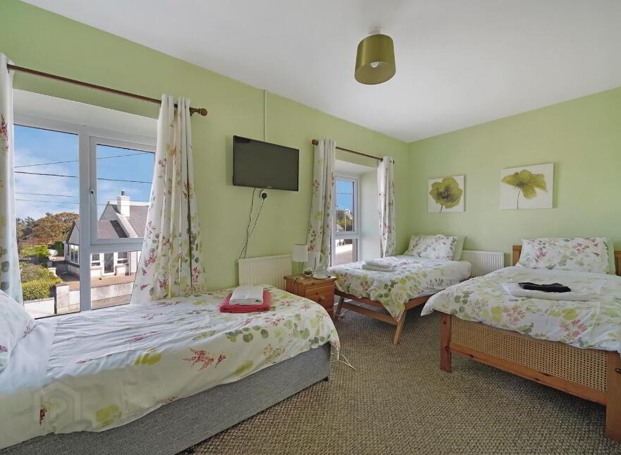 Annora Bar, Narin, Portnoo, F94VX7A