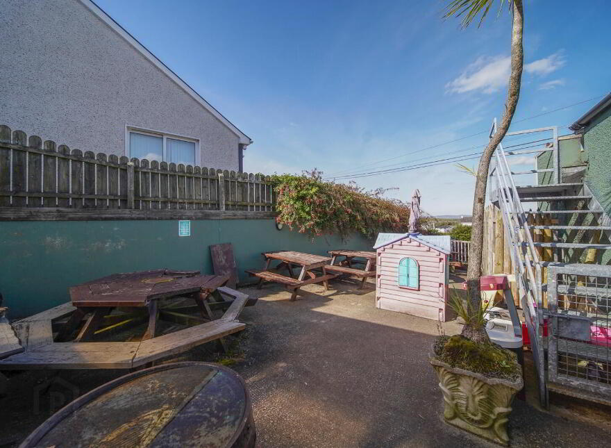 Annora Bar, Narin, Portnoo, F94VX7A
