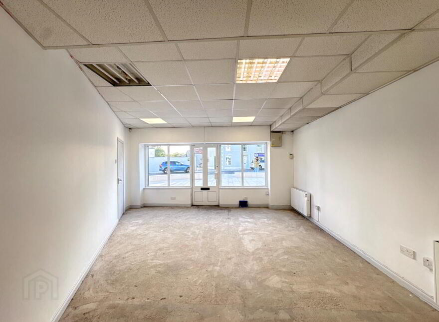 15 The Diamond, Castlederg, BT81 7AR
