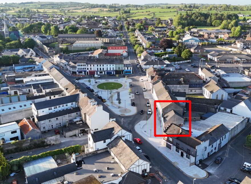 15 The Diamond, Castlederg, BT81 7AR
