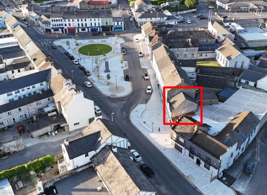 15 The Diamond, Castlederg, BT81 7AR