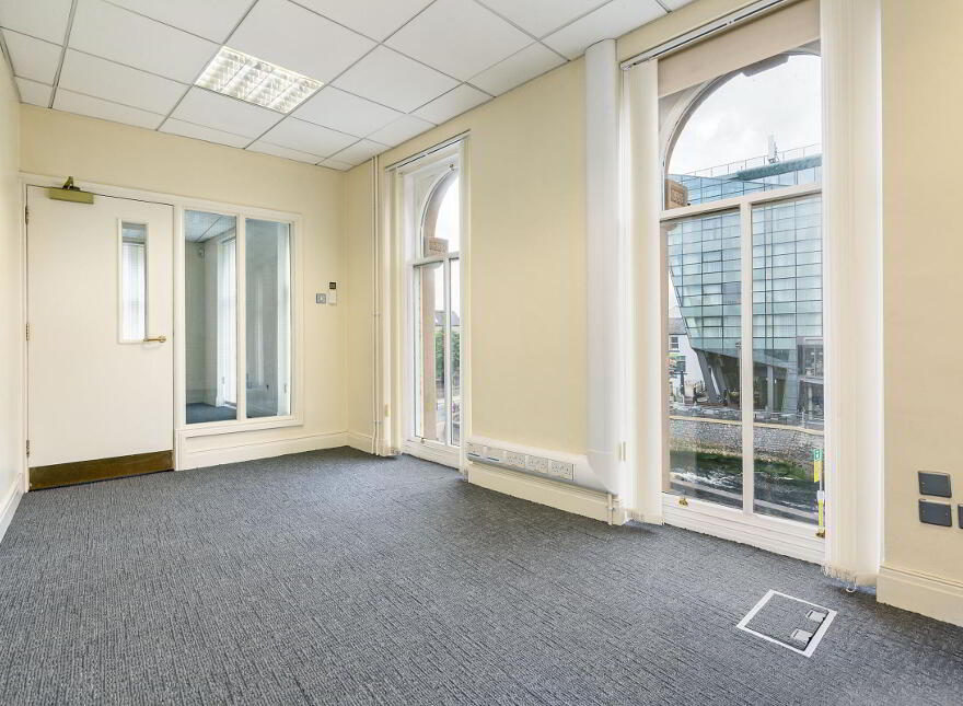 Former Ulster Bank Building, Stephen St, Sligo, F91FH22
