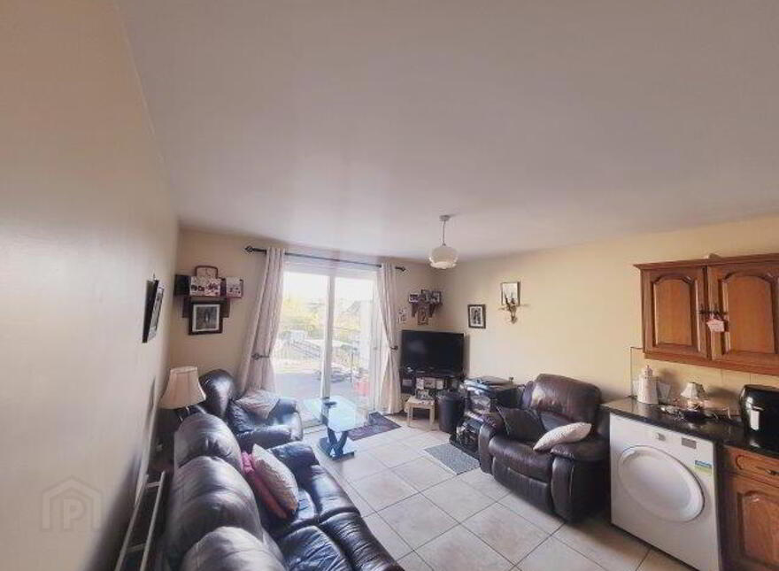 Castle Street, Ballyshannon, F94XY49